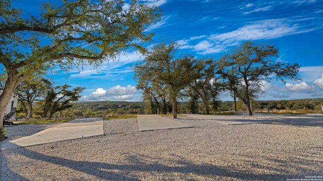 9089 FM 2673, Canyon Lake, TX 78133