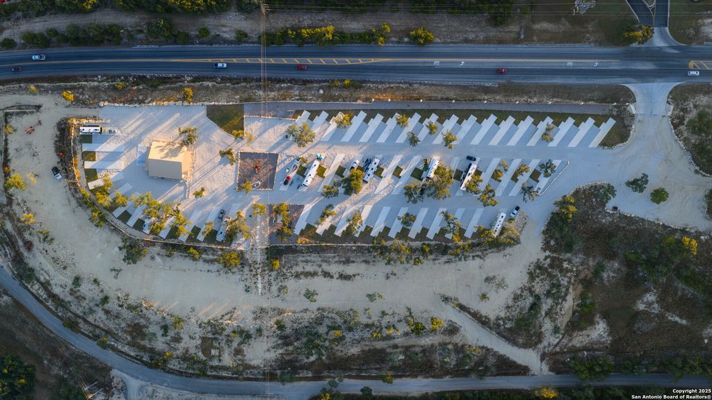 9089 FM 2673, Canyon Lake, TX 78133