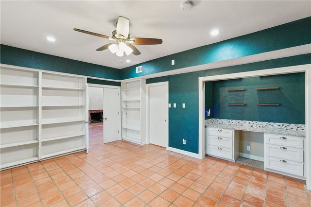 5314 River Oaks Dr, Corpus Christi, TX 78413