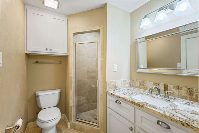 5314 River Oaks Dr, Corpus Christi, TX 78413
