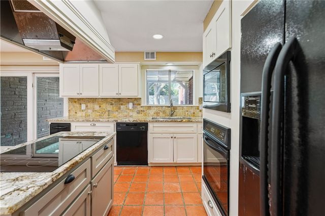 5314 River Oaks Dr, Corpus Christi, TX 78413