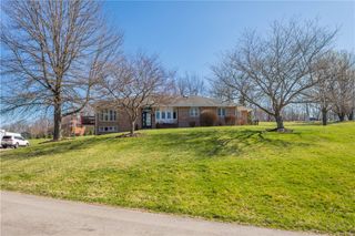 641 Waterdam Rd, North Strabane, PA 15317