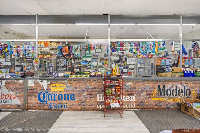 10644 Morang Drive, Detroit, MI 48224