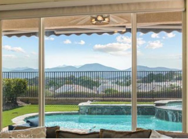 6475 Deerbrook, Oak Park, CA 91377