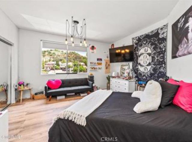 6475 Deerbrook, Oak Park, CA 91377