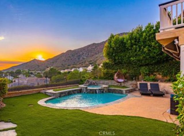 6475 Deerbrook, Oak Park, CA 91377