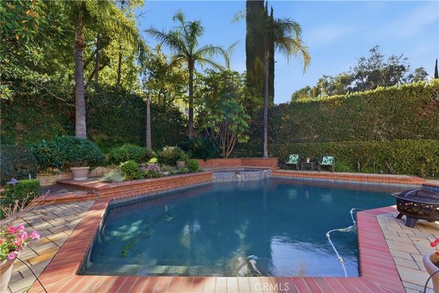 29628 Woodbrook, Agoura Hills, CA 91301