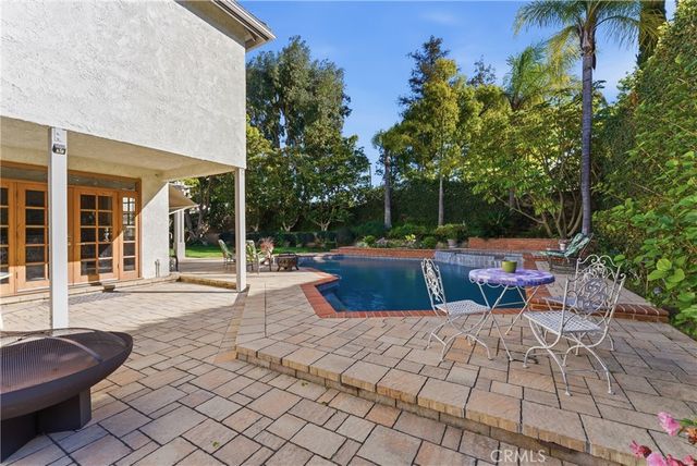 29628 Woodbrook, Agoura Hills, CA 91301
