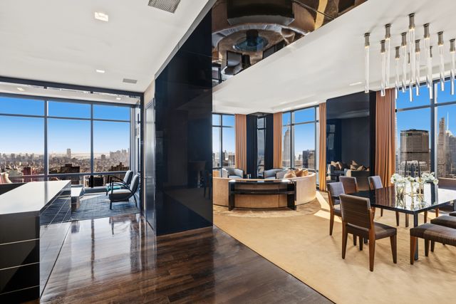 845 United Nations Plz Apt 77C, New York City, NY 10017
