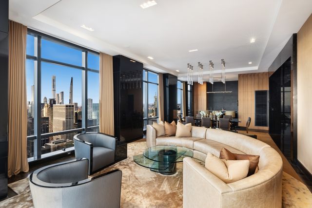 845 United Nations Plz Apt 77C, New York City, NY 10017