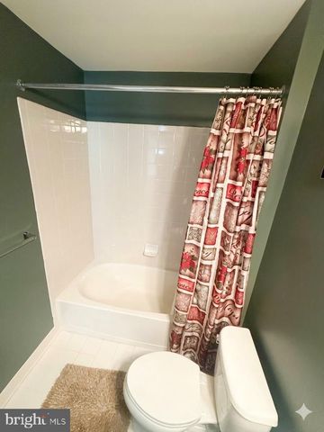 23086 WEYBRIDGE SQ, Broadlands, VA 20148