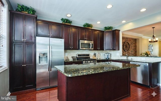 23086 WEYBRIDGE SQ, Broadlands, VA 20148