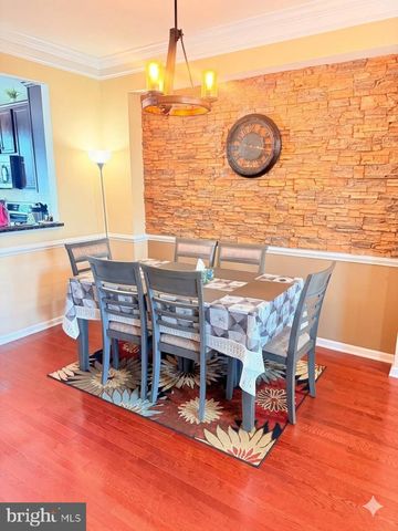 23086 WEYBRIDGE SQ, Broadlands, VA 20148