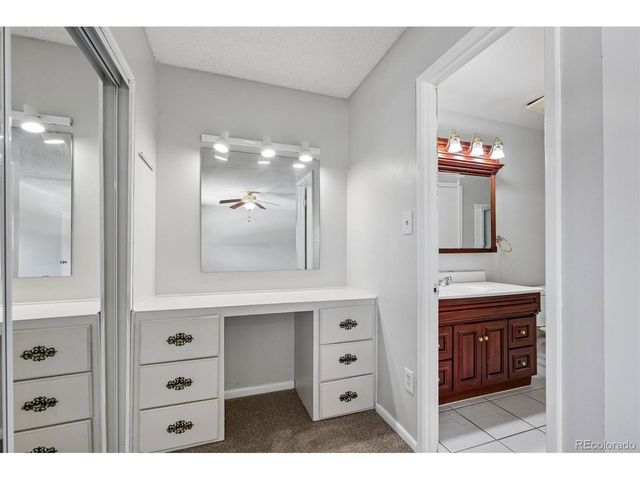 3942 S Yosemite St, Denver, CO 80237