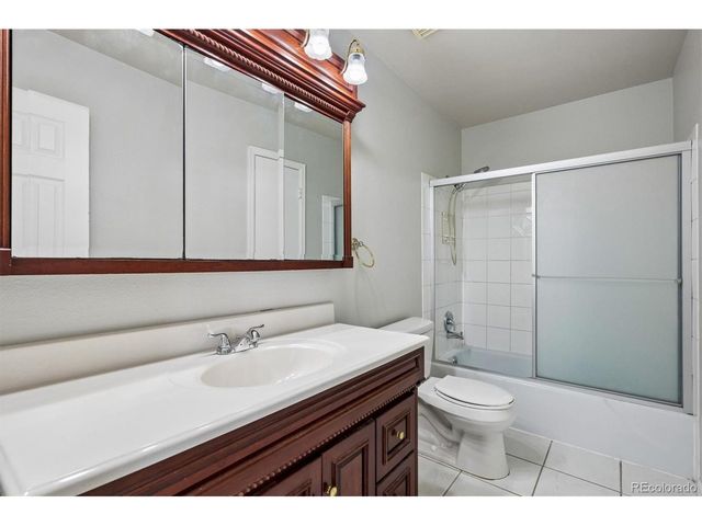 3942 S Yosemite St, Denver, CO 80237