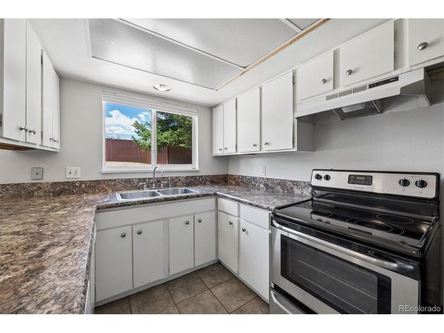 3942 S Yosemite St, Denver, CO 80237