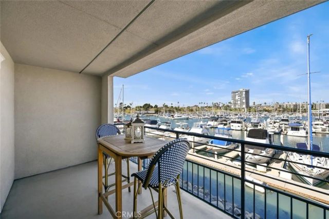 1202 N Pacific Street 206B, Oceanside, CA 92054