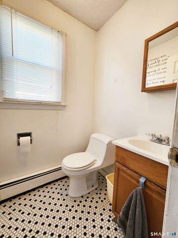 164 Meadowview Avenue, Stratford, CT 06615