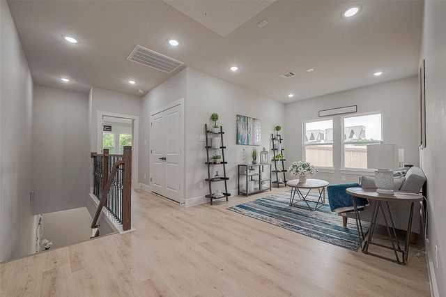 3837 Mainer Street, Houston, TX 77021