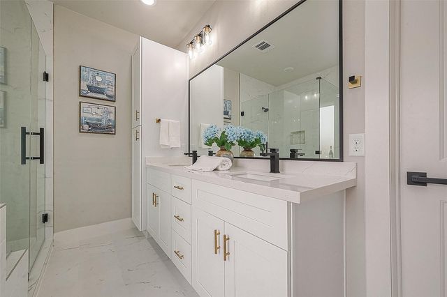 3837 Mainer Street, Houston, TX 77021