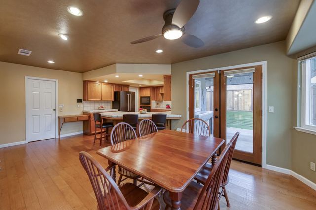 550 W Bedford Avenue, Clovis, CA 93611