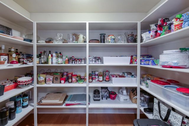 550 W Bedford Avenue, Clovis, CA 93611