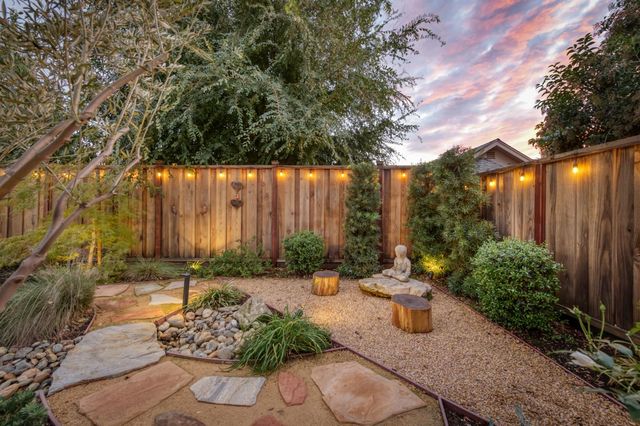 550 W Bedford Avenue, Clovis, CA 93611