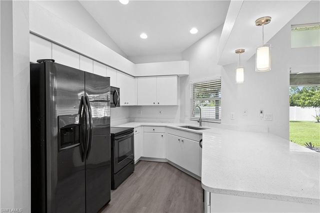 4203 11th ST SW, Lehigh Acres, FL 33976