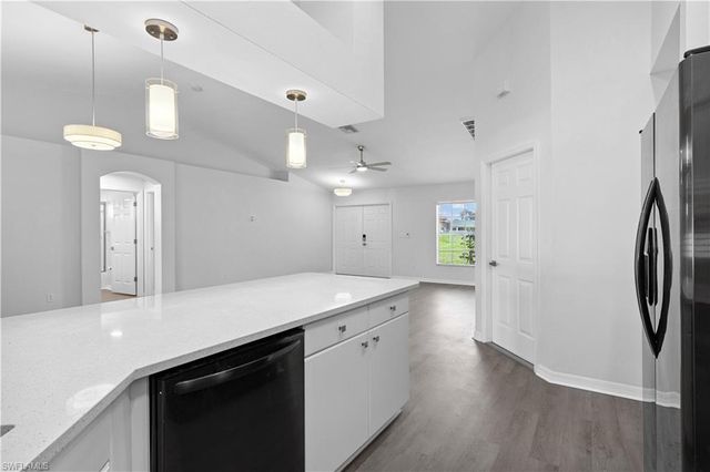 4203 11th ST SW, Lehigh Acres, FL 33976