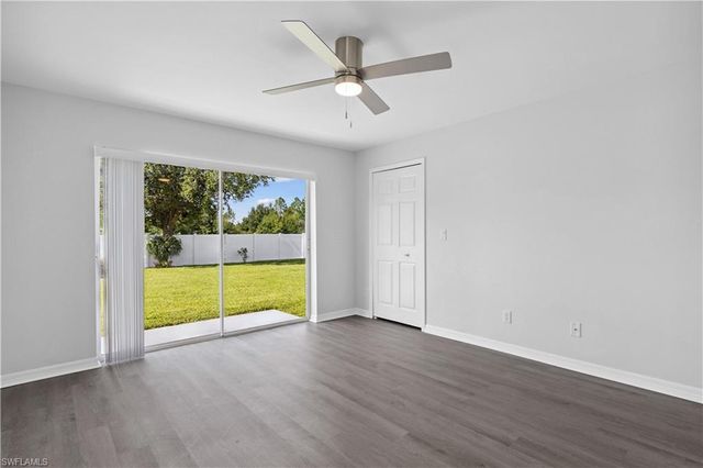 4203 11th ST SW, Lehigh Acres, FL 33976