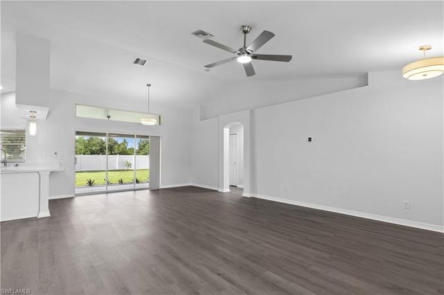 4203 11th ST SW, Lehigh Acres, FL 33976