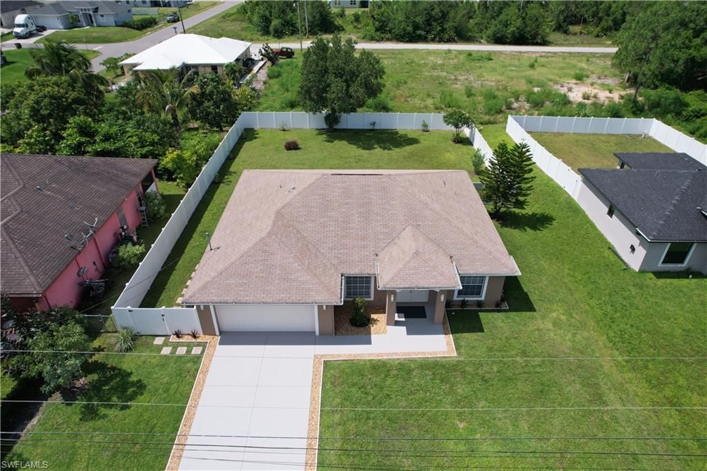 4203 11th ST SW, Lehigh Acres, FL 33976