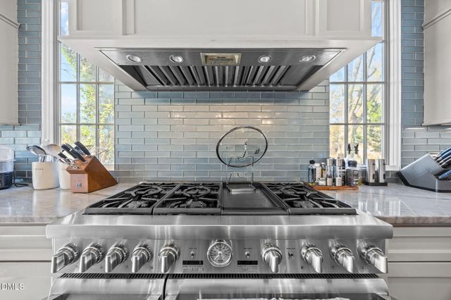 630 Daniels Street, Raleigh, NC 27605