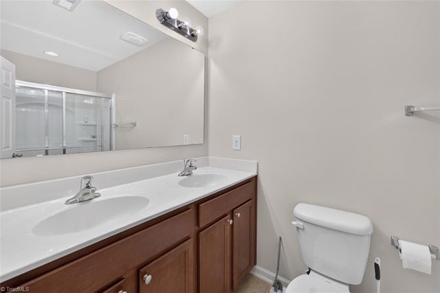 350 Robyns Glen Circle, Greensboro, NC 27409