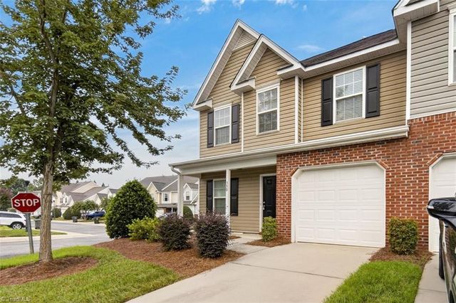 350 Robyns Glen Circle, Greensboro, NC 27409