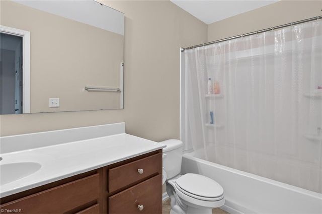 350 Robyns Glen Circle, Greensboro, NC 27409
