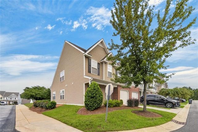 350 Robyns Glen Circle, Greensboro, NC 27409