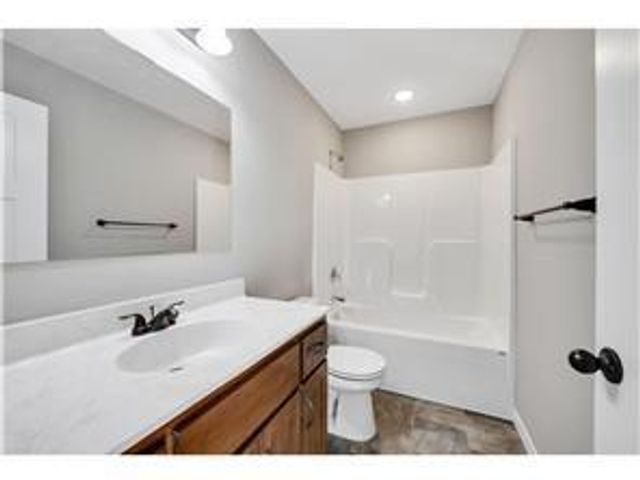 11493 54th Street SE, Clear Lake, MN 55319