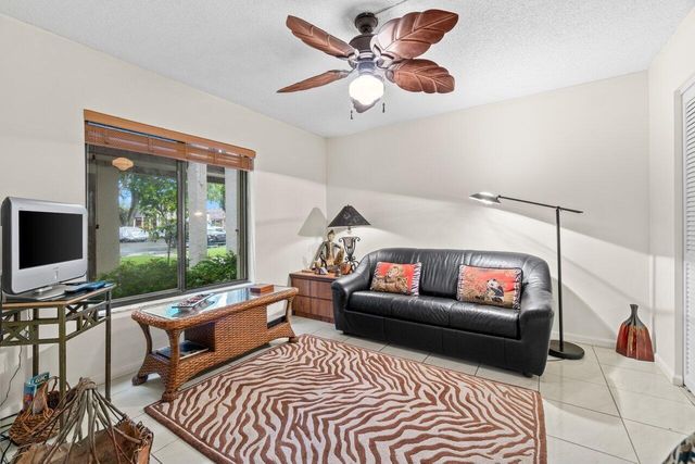 10203 Mangrove 104 Drive 104, Boynton Beach, FL 33437