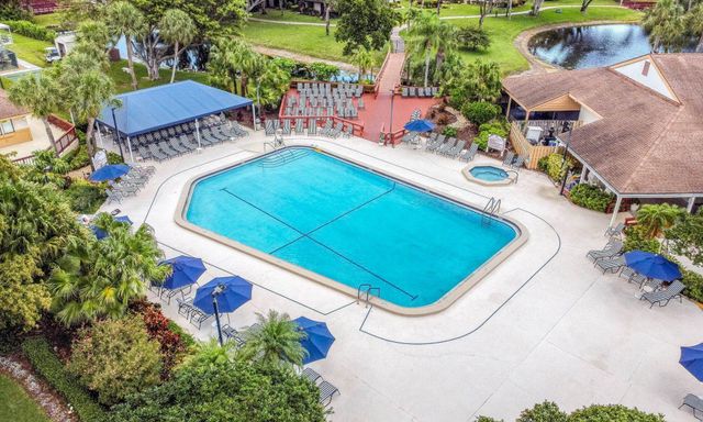 10203 Mangrove 104 Drive 104, Boynton Beach, FL 33437
