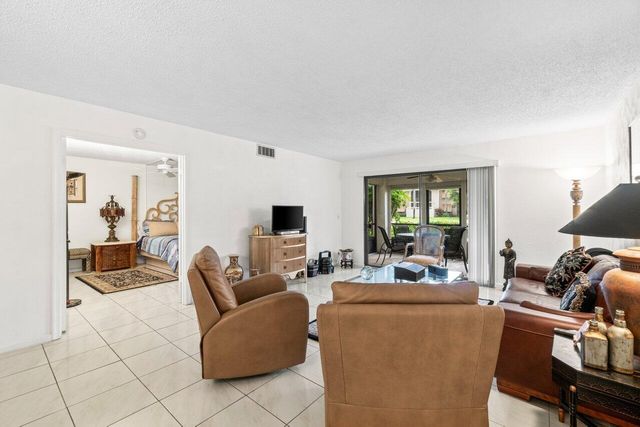 10203 Mangrove 104 Drive 104, Boynton Beach, FL 33437