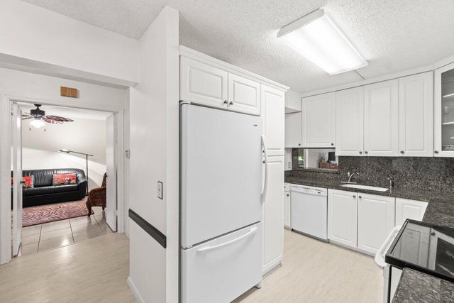 10203 Mangrove 104 Drive 104, Boynton Beach, FL 33437