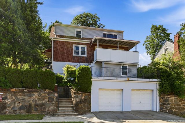 21 New Avenue, Yonkers, NY 10704