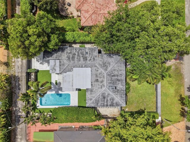 86 NE 110th St, Miami Shores, FL 33161