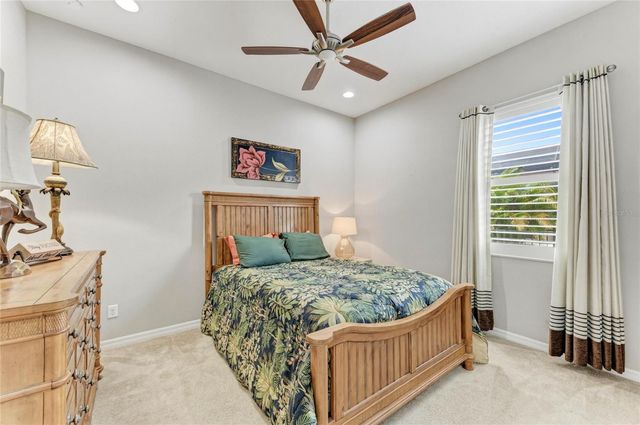 956 145TH STREET CIRCLE NE, Bradenton, FL 34212