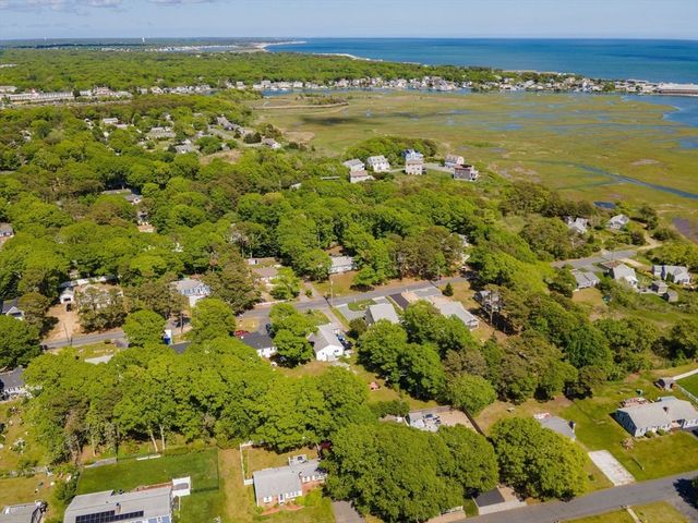 56 Crowes Purchase Rd, Yarmouth, MA 02673