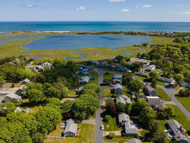56 Crowes Purchase Rd, Yarmouth, MA 02673