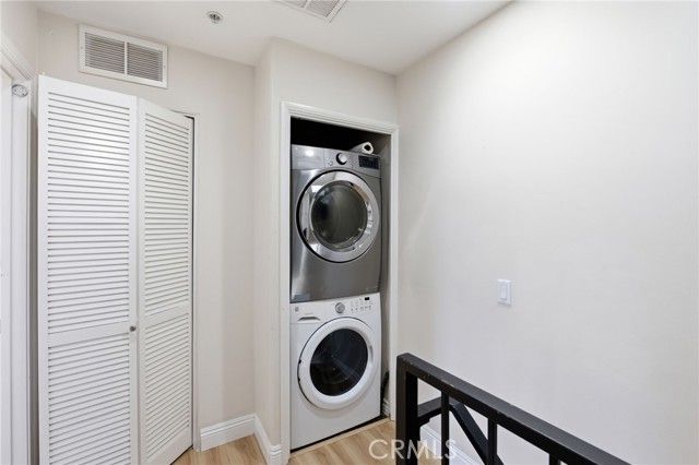 1133 S Hoover 416, Los Angeles, CA 90006