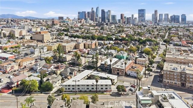 1133 S Hoover 416, Los Angeles, CA 90006