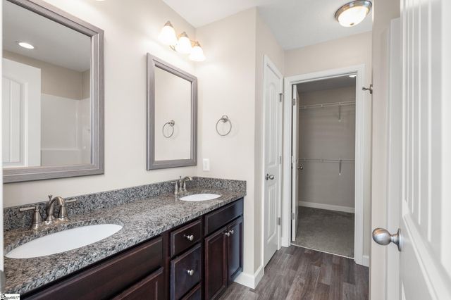 198 Highland Springs Loop, Inman, SC 29349